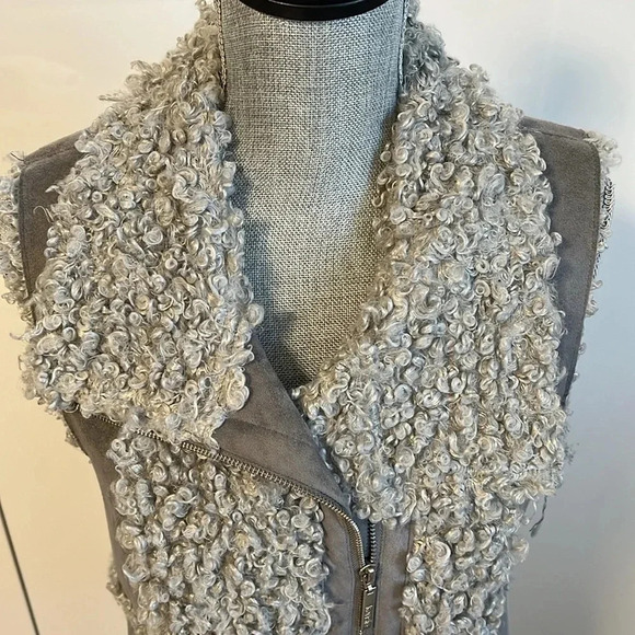 KENSIE Grey Lamb Faux Fur and Faux Suede Long Vest, Size S - Picture 2 of 12